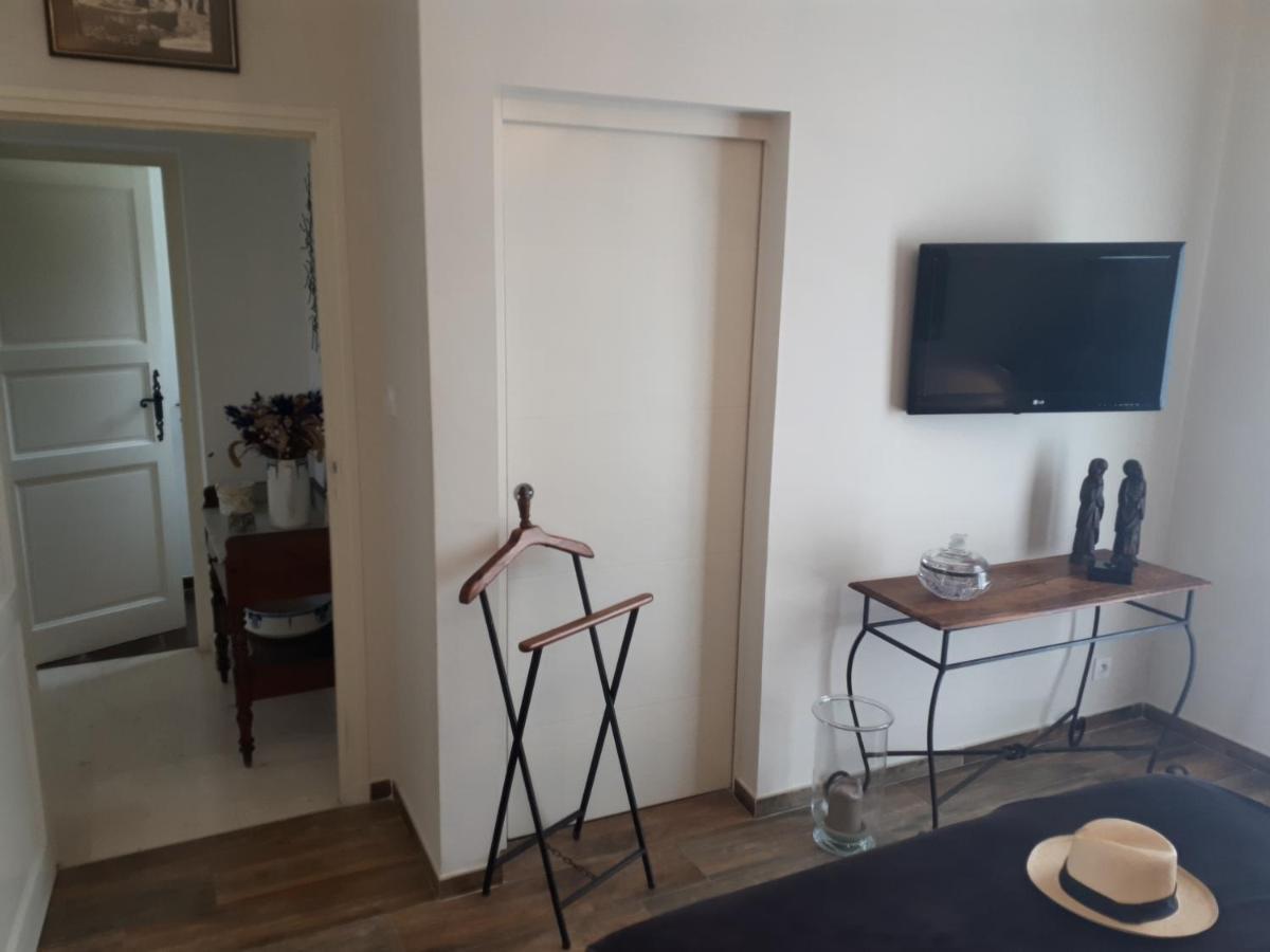 Hotel La Couloumine Salses-le-Château Esterno foto